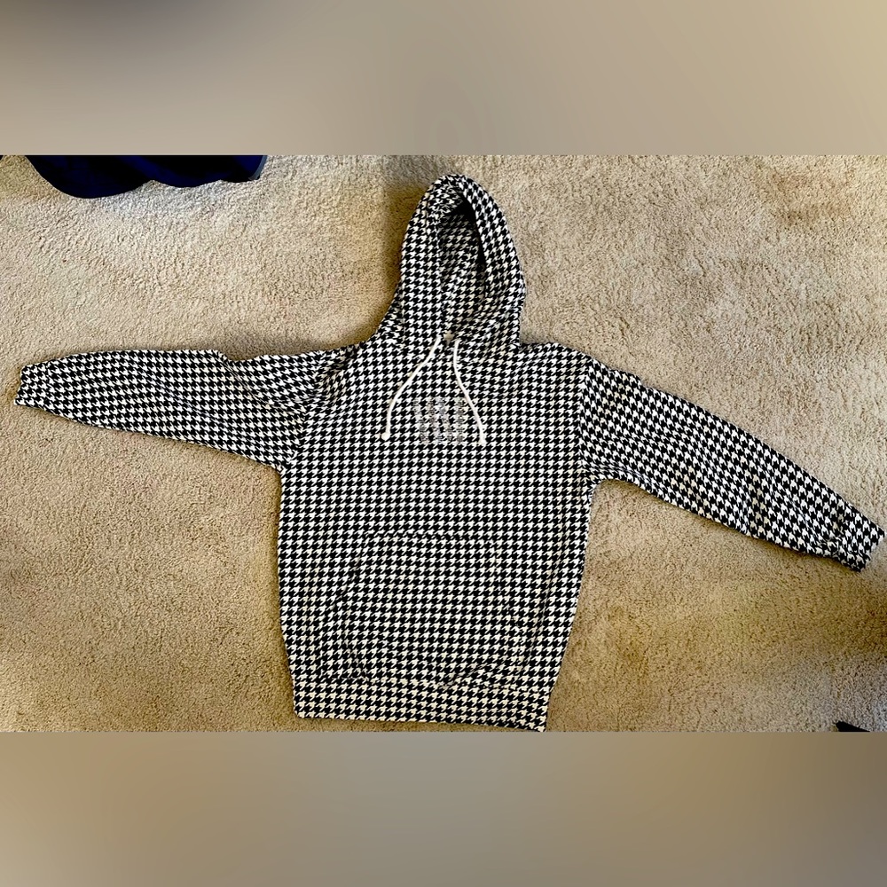 Independent Trading Company mens size M hoodie